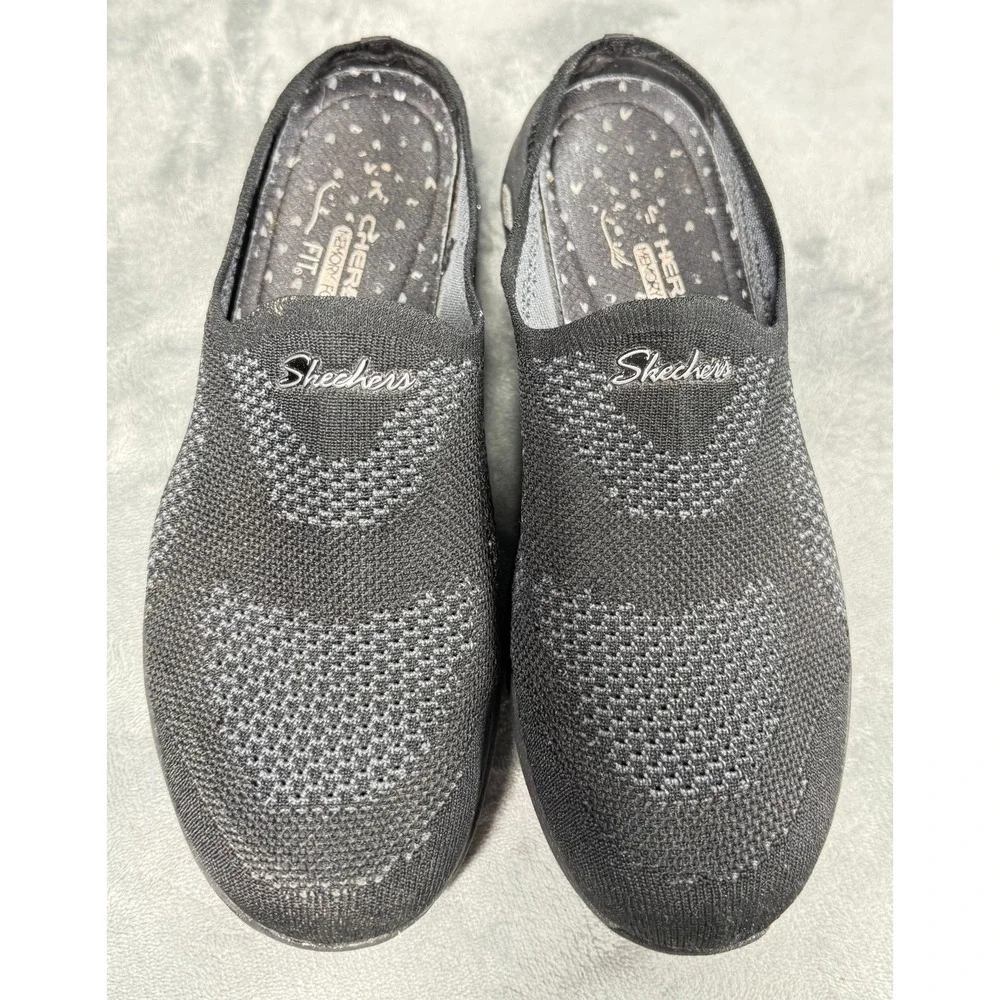 Skechers title go
